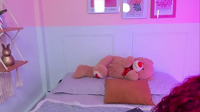 Snapshot of Camila_Rivers chatting on February 11, 2026, 4:23 am Camila Rivers online show from February 11, 2026, 4:23 am