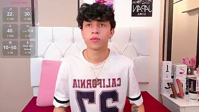 Axel  Evans online show from February 11, 2026, 1:22 pm