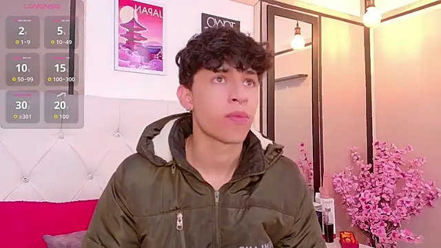 Axel  Evans online show from January 19, 2026, 12:31 pm