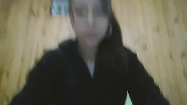 Roselingalvis13 online show from September 28, 2025, 2:18 am