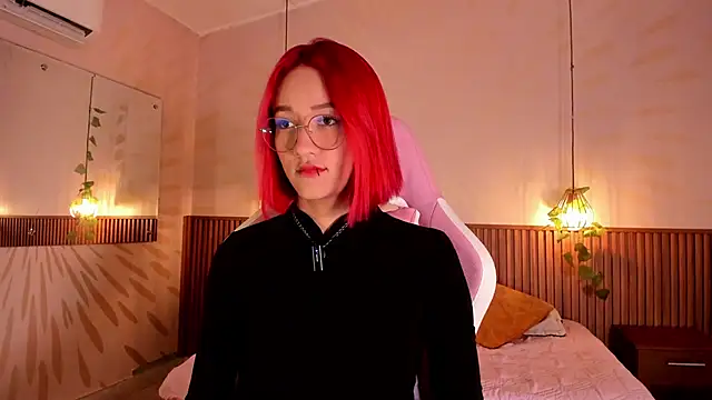 daphne courtis online show from March 28, 2026, 3:07 am