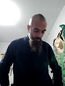 Zk1980 online show from December 2, 2025, 10:11 pm