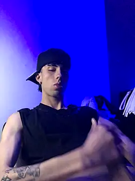 redmen69 online show from September 20, 2025, 4:50 am