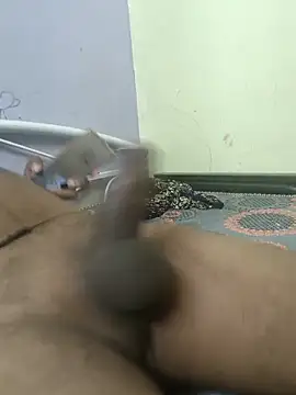 Snapshot of dhanshri143 chatting on February 12, 2026, 3:12 pm dhanshri143 online show from February 12, 2026, 3:12 pm