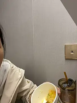 haiyan125216 online show from January 17, 2026, 10:30 am