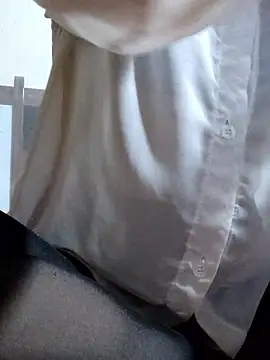 Maria2299 online show from February 12, 2026, 10:31 pm