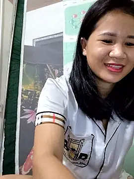 Snapshot of Maria2299 chatting on September 15, 2025, 7:36 pm Maria2299 online show from September 15, 2025, 7:36 pm