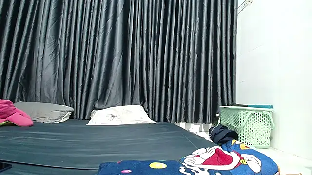 Grass 99 online show from October 3, 2025, 9:11 am