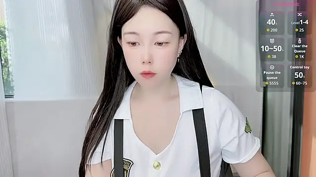 Snapshot of Bella_Ava chatting on November 6, 2025, 6:06 am Bella Ava online show from November 6, 2025, 6:06 am