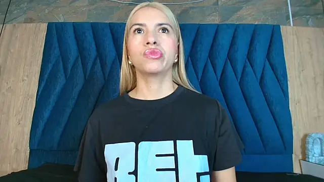 Barbiie 98 online show from September 19, 2025, 12:09 pm