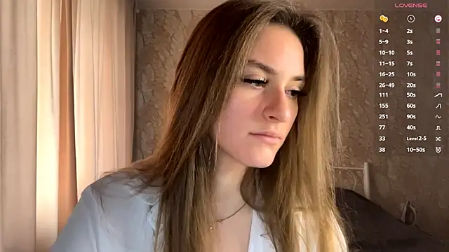 Snapshot of miainheat chatting on October 5, 2025, 8:05 am miainheat online show from October 5, 2025, 8:05 am