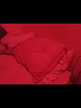 Snapshot of Kellye_hotTs chatting on November 2, 2025, 11:32 pm Kellye hotTs online show from November 2, 2025, 11:32 pm