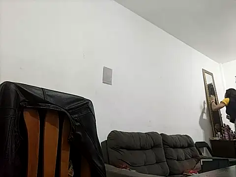 Snapshot of Kellye_hotTs chatting on October 14, 2025, 3:18 am Kellye hotTs online show from October 14, 2025, 3:18 am