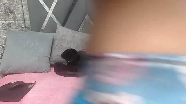 YanetRose online show from September 28, 2025, 3:13 am