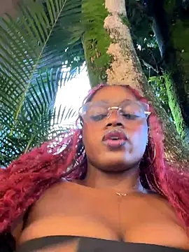 Snapshot of darle_volant chatting on November 25, 2025, 10:32 pm darle volant online show from November 25, 2025, 10:32 pm