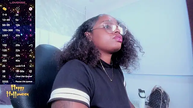 Snapshot of darle_volant chatting on November 2, 2025, 8:25 pm darle volant online show from November 2, 2025, 8:25 pm