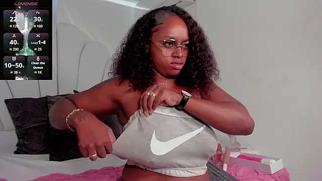 Snapshot of darle_volant chatting on September 27, 2025, 1:06 pm darle volant online show from September 27, 2025, 1:06 pm