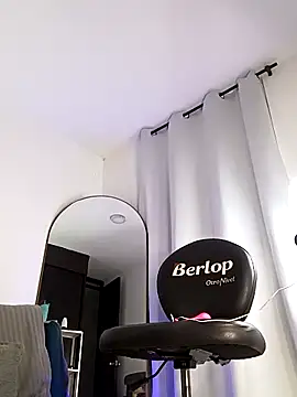 VickyGrey online show from October 1, 2025, 7:29 pm