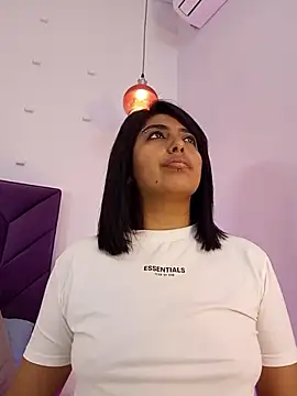 Kaylachannell online show from March 21, 2026, 3:41 am