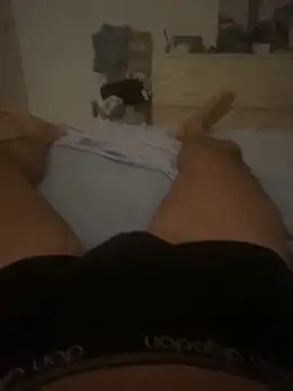 elpollon23876 online show from September 28, 2025, 1:01 am