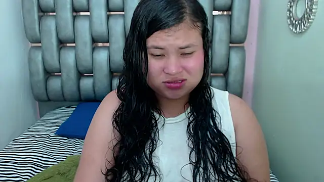 Madison Copers online show from November 23, 2025, 1:26 am