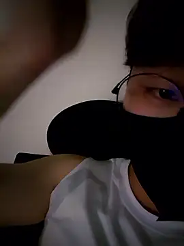 111owo111 online show from January 8, 2026, 2:23 pm