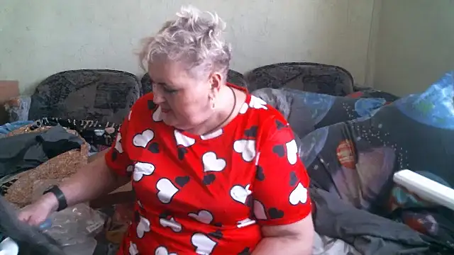 Snapshot of Lana555 chatting on July 7, 2026, 1:36 pm Lana555 online show from July 7, 2026, 1:36 pm