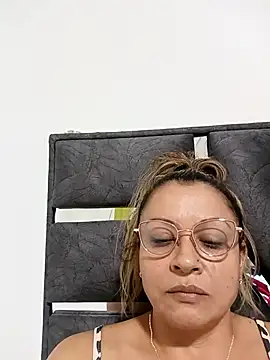 Asuna yuuky online show from September 18, 2025, 12:41 pm