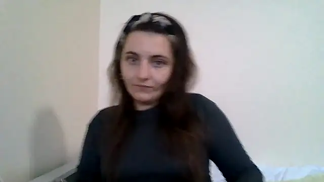 DInaraXRose online show from October 7, 2025, 11:00 am