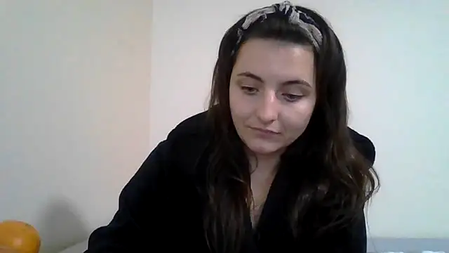 DInaraXRose online show from October 3, 2025, 10:39 am