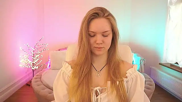 CelesteNoir online show from March 6, 2026, 7:36 am