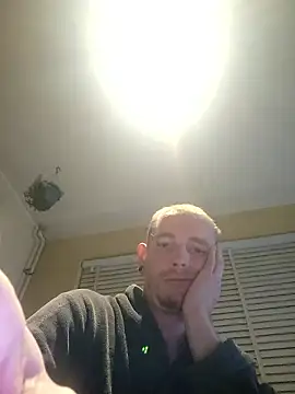 piercingpik online show from January 11, 2026, 9:00 pm