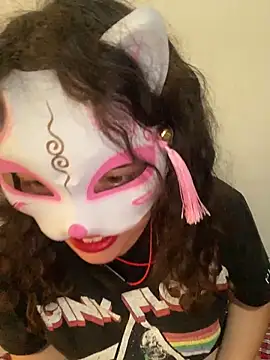 Lucy YupiSweet online show from February 4, 2026, 10:49 pm