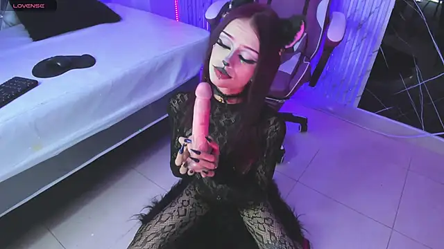 chloe jacksonn online show from October 10, 2025, 10:54 pm