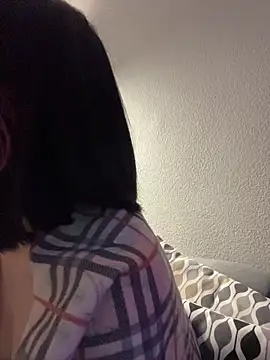 AikoYamada online show from November 10, 2025, 6:29 am