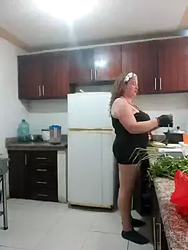 Miss-tetas online show from December 20, 2025, 9:06 pm