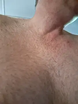 wallacelegend online show from September 18, 2025, 6:49 am