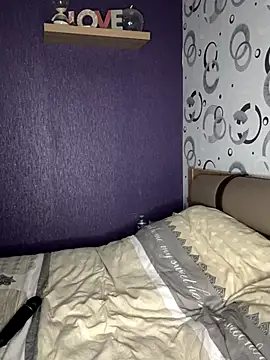 cherryxlady4 online show from September 16, 2025, 9:05 pm