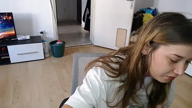 Aliens4twenty online show from September 24, 2025, 5:58 am