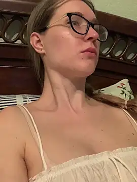 Snapshot of Jugira chatting on September 19, 2025, 5:06 pm Jugira online show from September 19, 2025, 5:06 pm