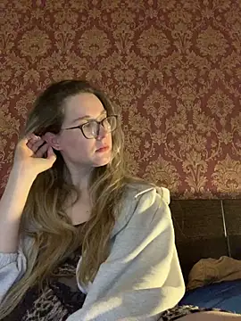 Snapshot of Jugira chatting on October 8, 2025, 9:59 pm Jugira online show from October 8, 2025, 9:59 pm