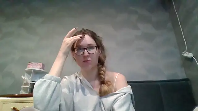 Snapshot of Jugira chatting on October 24, 2025, 10:09 pm Jugira online show from October 24, 2025, 10:09 pm