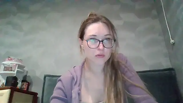 Snapshot of Jugira chatting on November 21, 2025, 10:53 pm Jugira online show from November 21, 2025, 10:53 pm