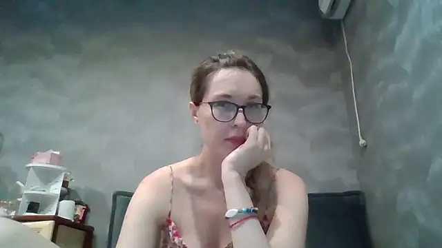 Snapshot of Jugira chatting on September 22, 2025, 11:00 pm Jugira online show from September 22, 2025, 11:00 pm