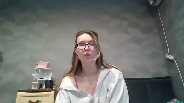 Snapshot of Jugira chatting on October 28, 2025, 11:36 pm Jugira online show from October 28, 2025, 11:36 pm