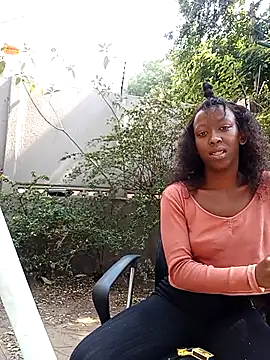 RFeltomWhitJ online show from September 21, 2025, 7:57 am