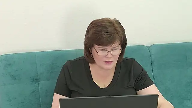 Sandra Sunrise online show from November 14, 2025, 9:35 am