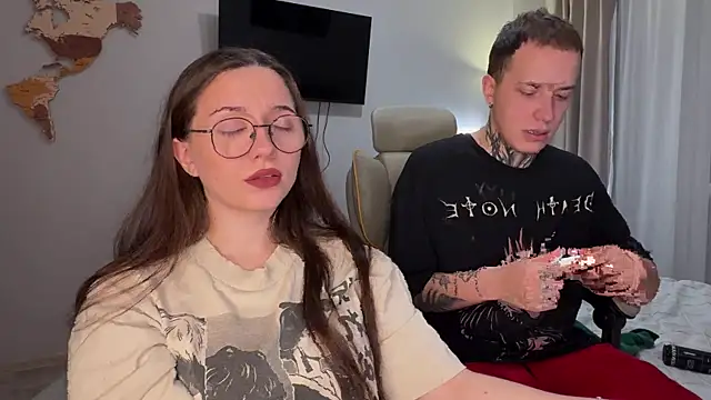 wwow meow online show from November 16, 2025, 12:54 pm