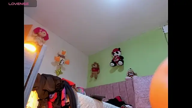 hot Dariana pantyhose online show from October 13, 2025, 12:40 pm