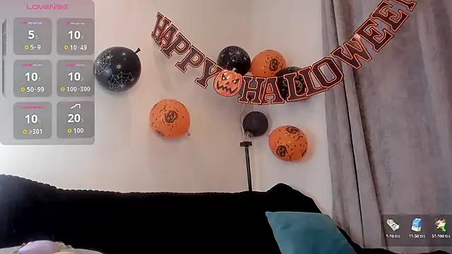 Snapshot of Maitte_love chatting on October 3, 2025, 10:17 am Maitte love online show from October 3, 2025, 10:17 am